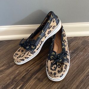 Coach Richelle Leopard Print Deck Boat Topsider Shoes Size 9B